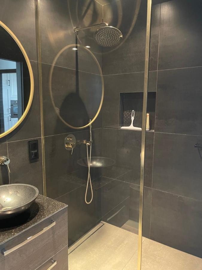 Neptun Apartament Свиноуйсьце Экстерьер фото