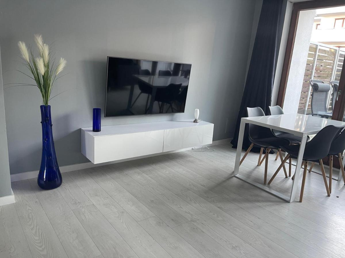 Neptun Apartament Свиноуйсьце Экстерьер фото